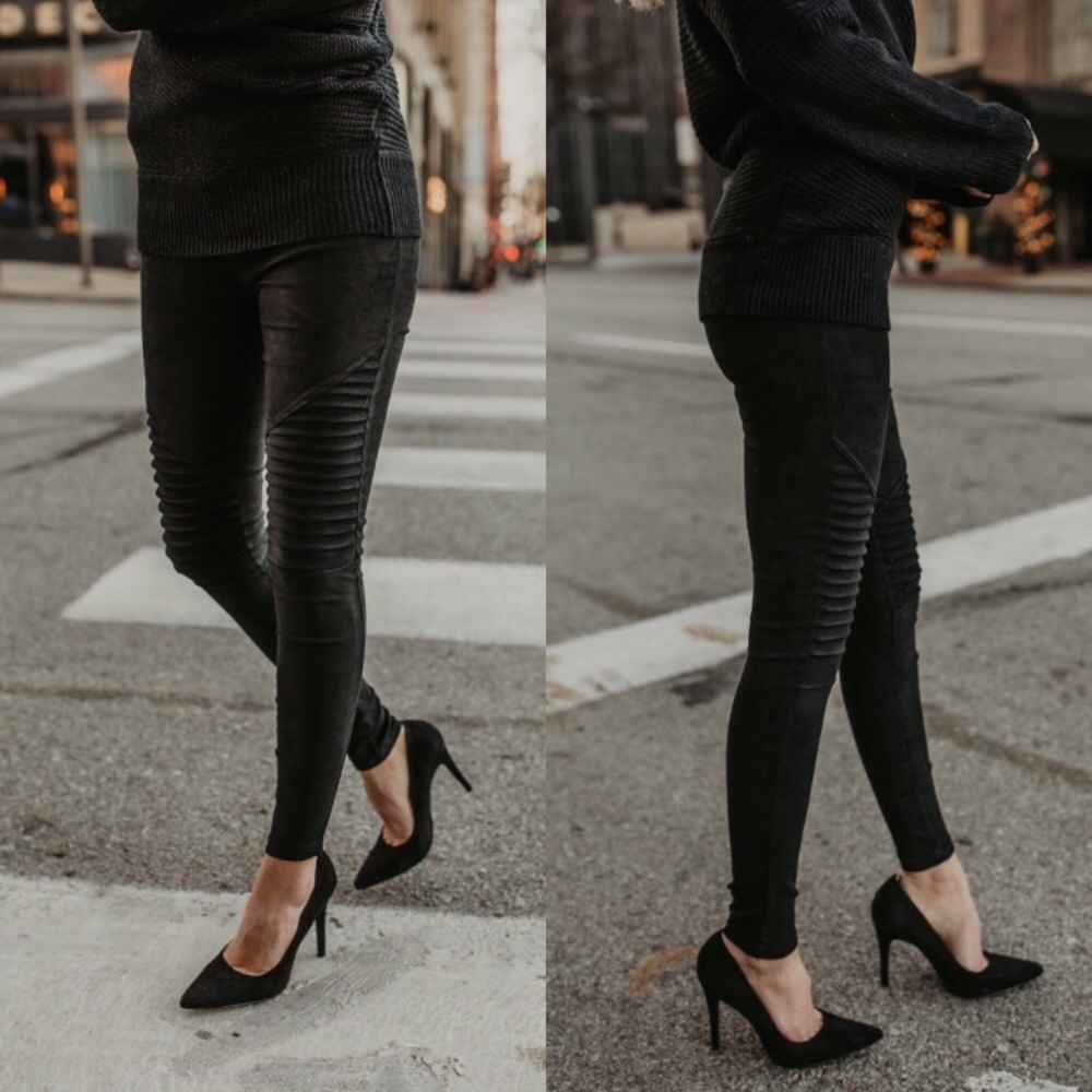 ❗️LAST ONE❗️Black Suede Moto Leggings